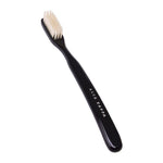 Spazzolino da Denti Setola Media Nylon Manico Nero Acca Kappa