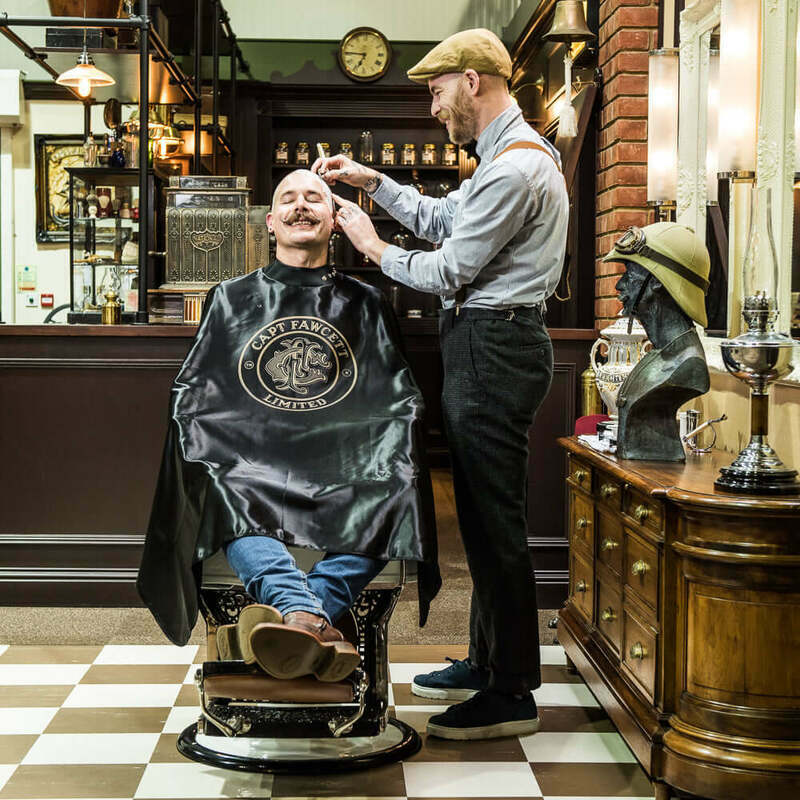 Mantella Taglio Barber Cape Captain Fawcett's