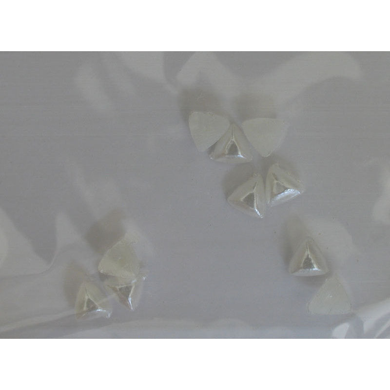Decoro per unghie triangoli bombati bianco